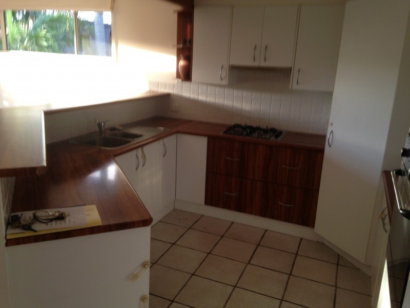 1/36 Noorong Avenue, Forresters Beach NSW 2260