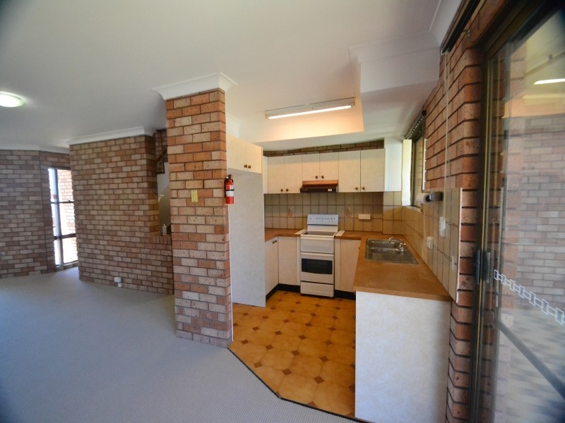 3/8 Grosvenor Road, Terrigal NSW 2260