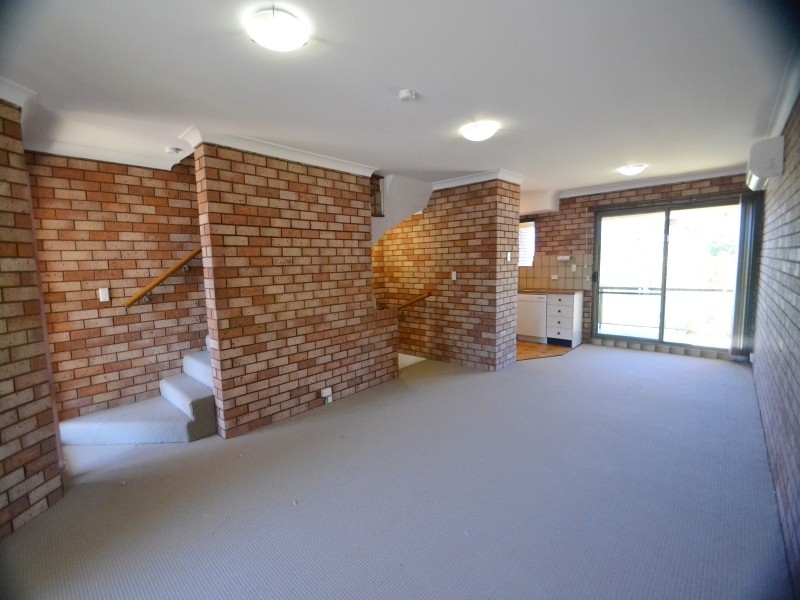 3/8 Grosvenor Road, Terrigal NSW 2260