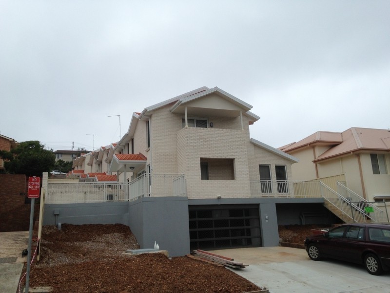 5,6 & 7/12 Barrington Road, Terrigal NSW 2260