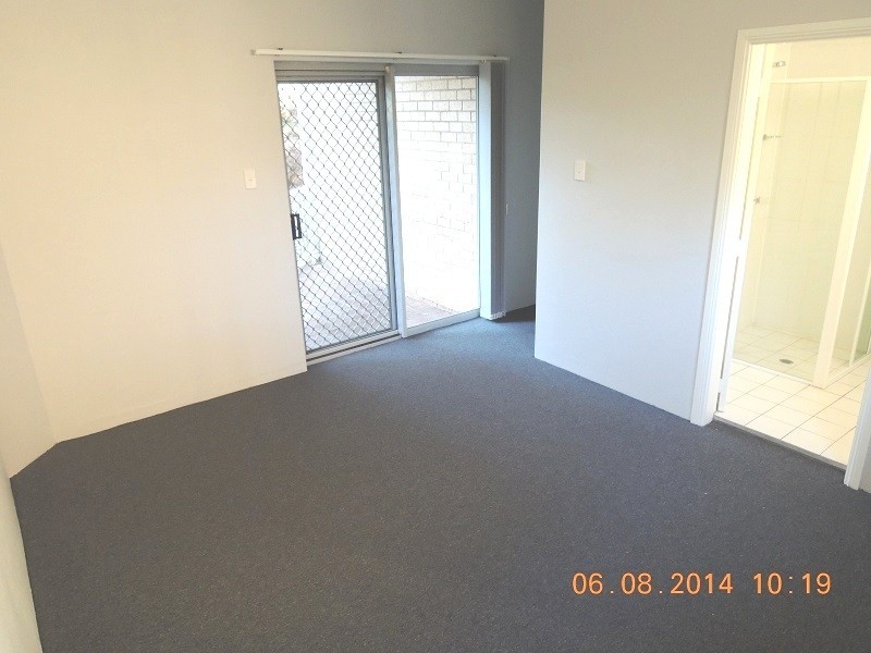2/2-12 Bluewave Crescent, Forresters Beach NSW 2260