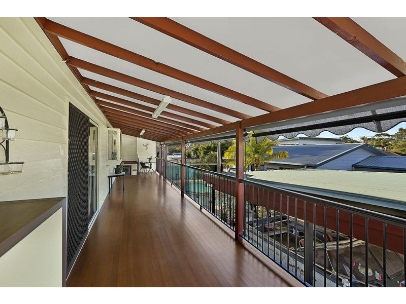 30 Mawson Drive, Killarney Vale NSW 2261