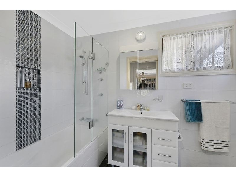 30 Mawson Drive, Killarney Vale NSW 2261
