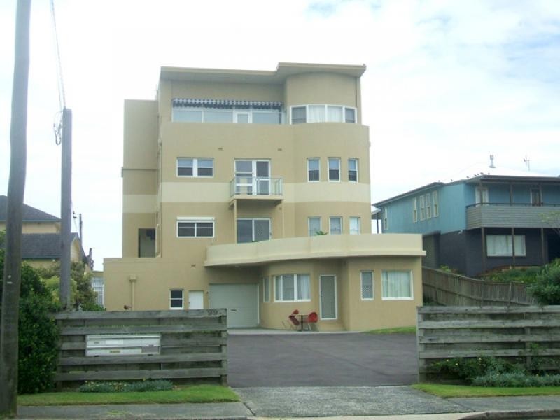 2/99 Ocean View Drive, Wamberal NSW 2260