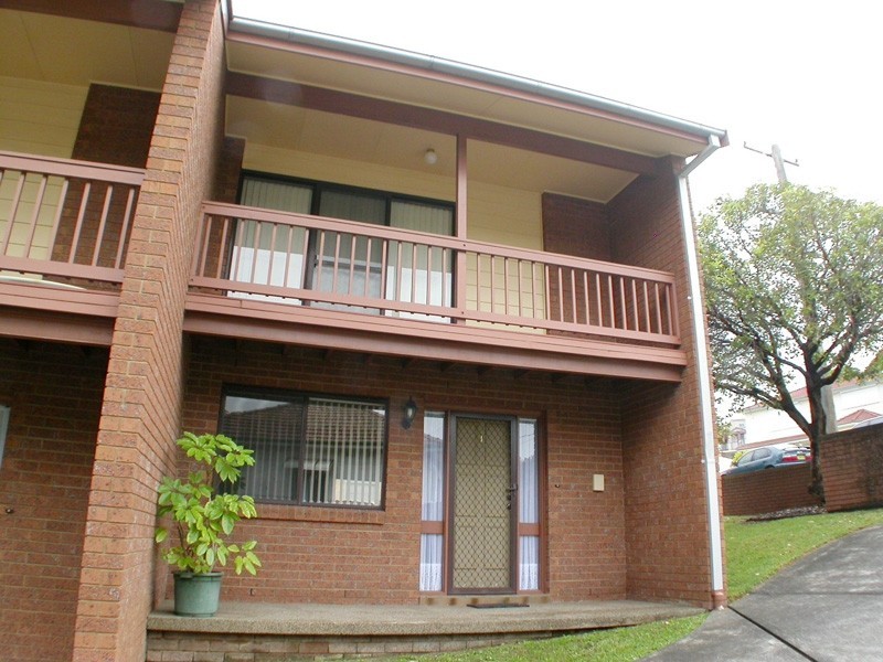 1/25 Ash Street, Terrigal NSW 2260