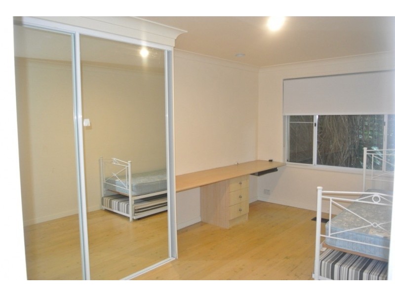 68 Tramway Road, North Avoca NSW 2260