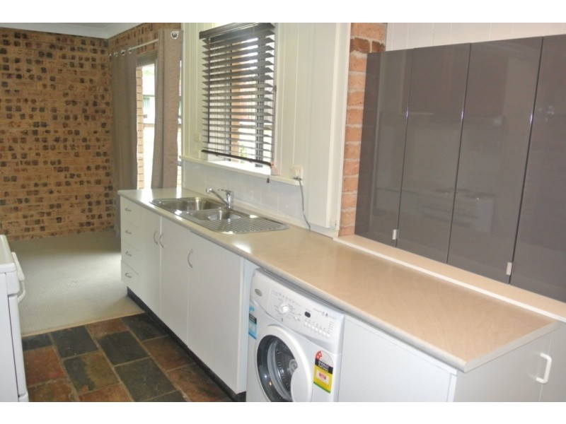 2a Riverview Drive, Wyong NSW 2259