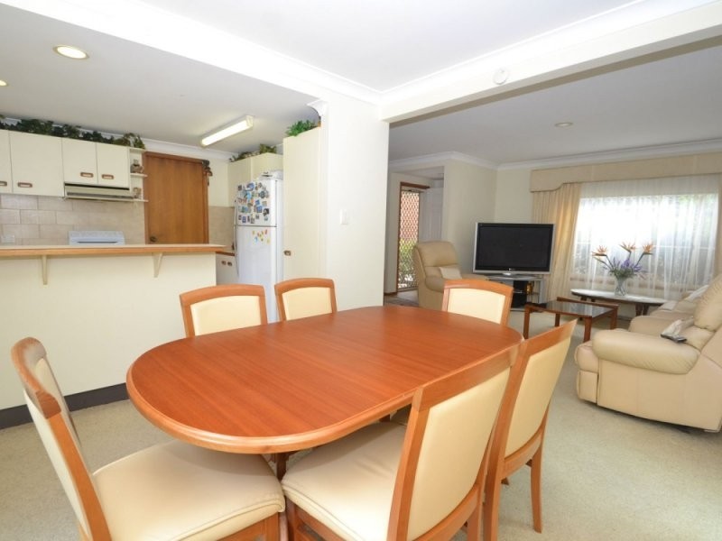 5/14 Henley Avenue, Terrigal NSW 2260