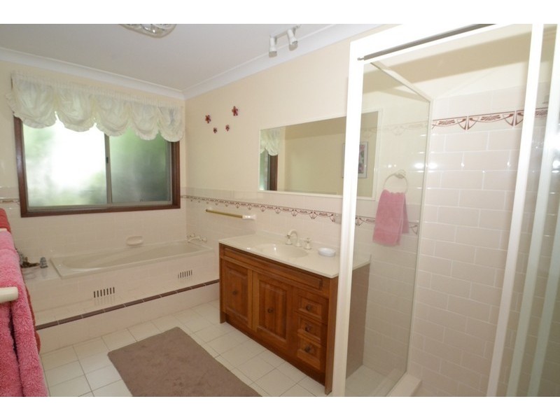 10 Scarborough Close, Terrigal NSW 2260