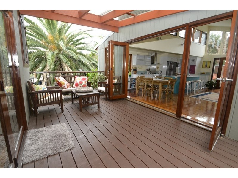 8 Myee Close, Forresters Beach NSW 2260