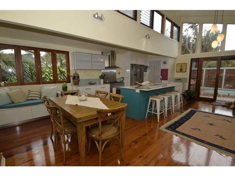 8 Myee Close, Forresters Beach NSW 2260