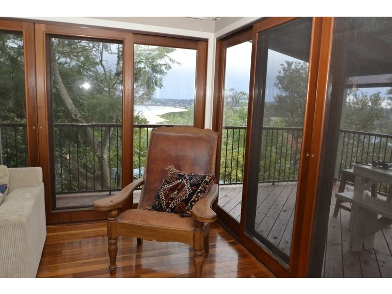 8 Myee Close, Forresters Beach NSW 2260