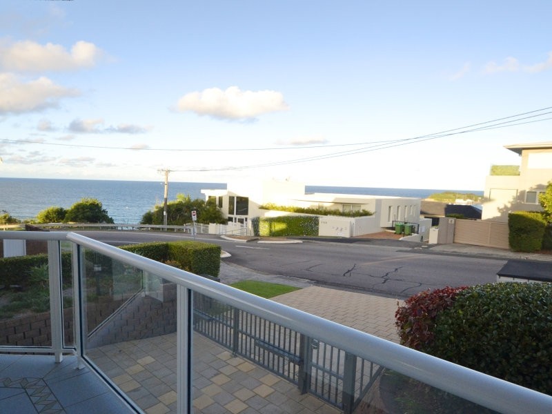 1/11 Barnhill RD, Terrigal NSW 2260