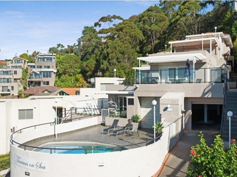 5/32 Campbell Cres, Terrigal NSW 2260