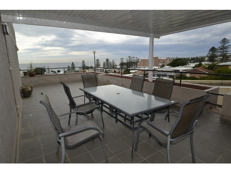 5/32 Campbell Cres, Terrigal NSW 2260