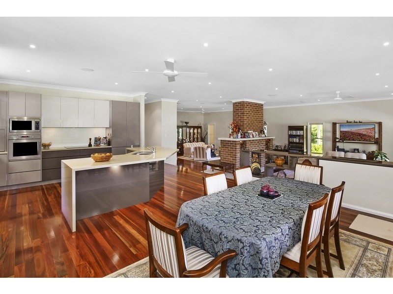 69 Sarah Rd, Matcham NSW 2250