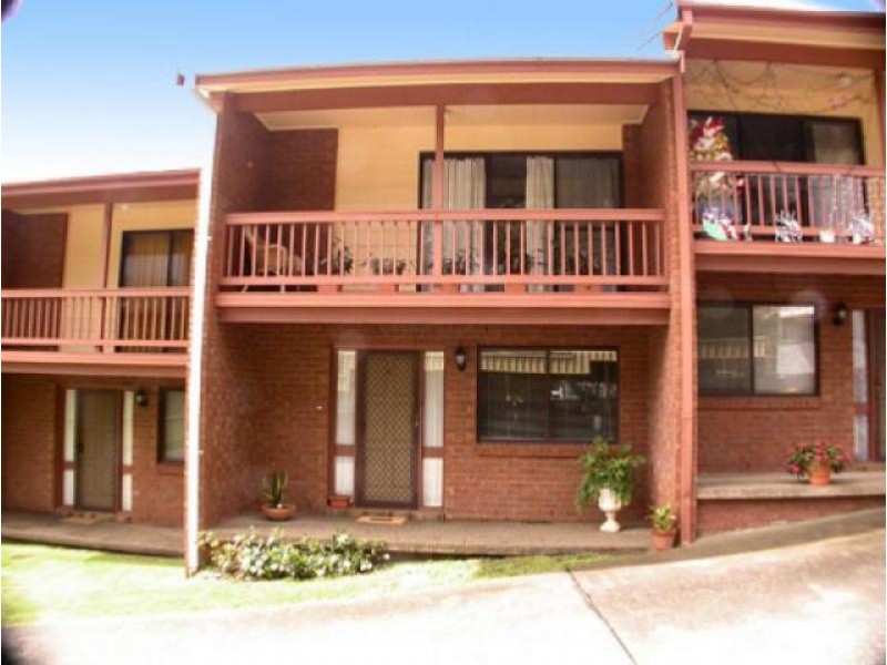 2/25 Ash Street, Terrigal NSW 2260