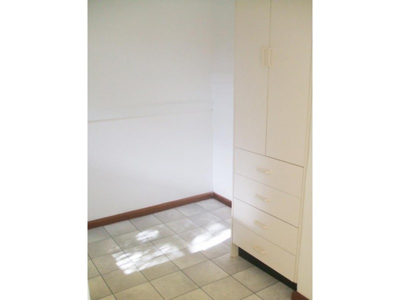 2/33 Riviera Ave, Terrigal NSW 2260