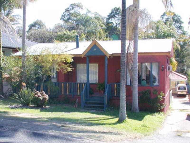 51 Old Gosford Road, Wamberal NSW 2260