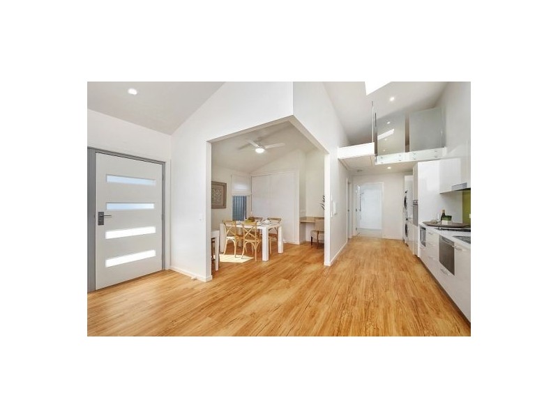 423/429 Terrigal Drive, Erina NSW 2250