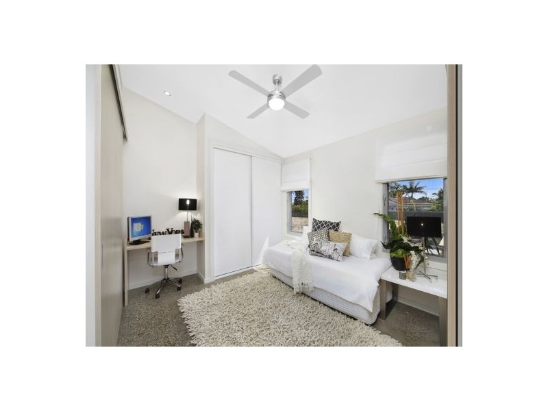 423/429 Terrigal Drive, Erina NSW 2250