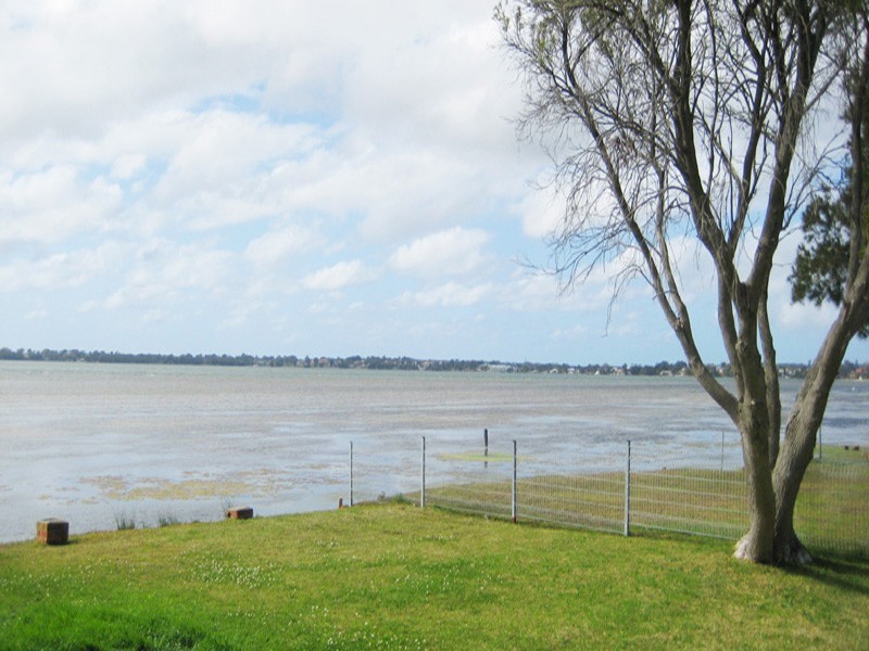 1/145 The Corso, Gorokan NSW 2263