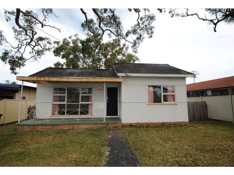 32 Coraldeen Avenue, Gorokan NSW 2263