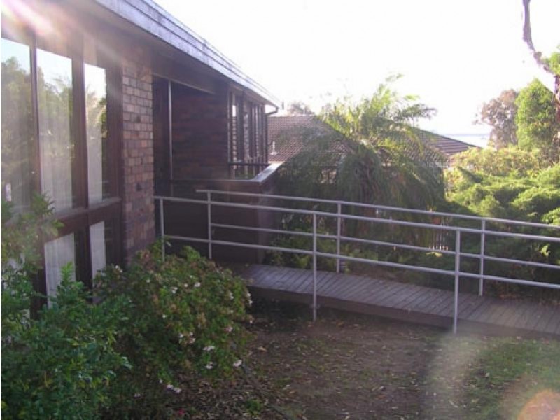 53 Hinemoa Ave, Killarney Vale NSW 2261