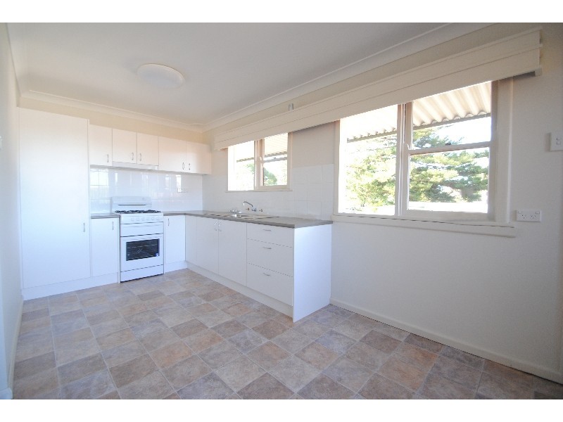 1 Nacooma Road, Buff Point NSW 2262