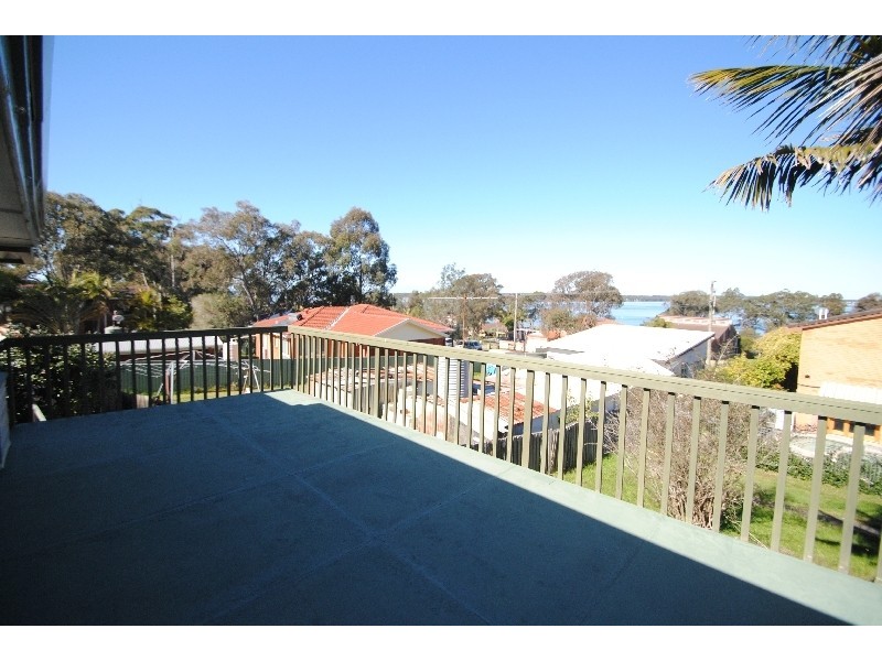 1 Nacooma Road, Buff Point NSW 2262