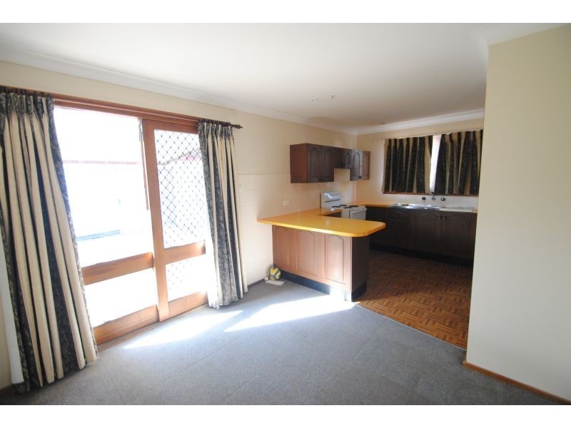 3 Spring Valley Ave, Gorokan NSW 2263