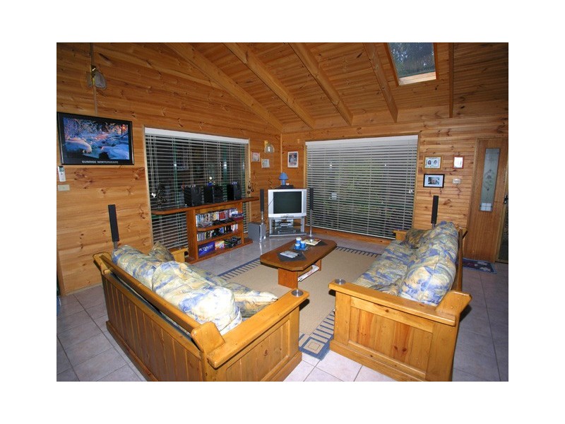 28 Parkridge Drive, Jilliby NSW 2259