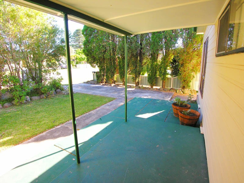 3 Glenavon Street, Toukley NSW 2263