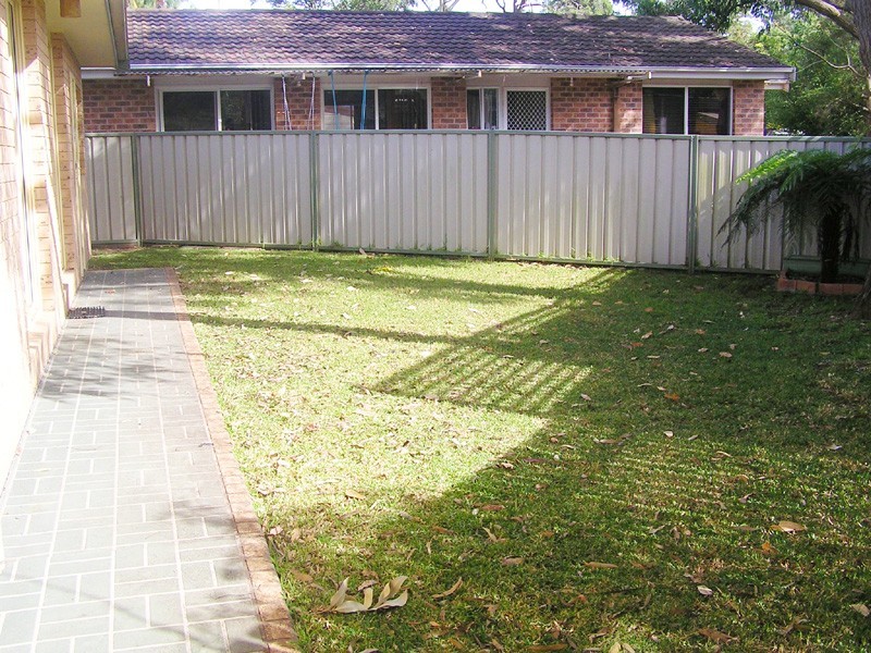 Mannering Park NSW 2259