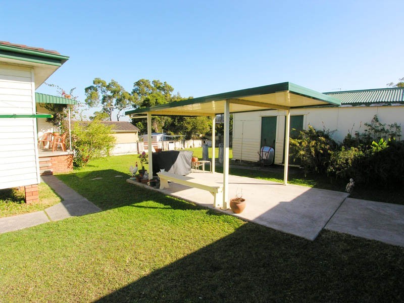 Halekulani NSW 2262