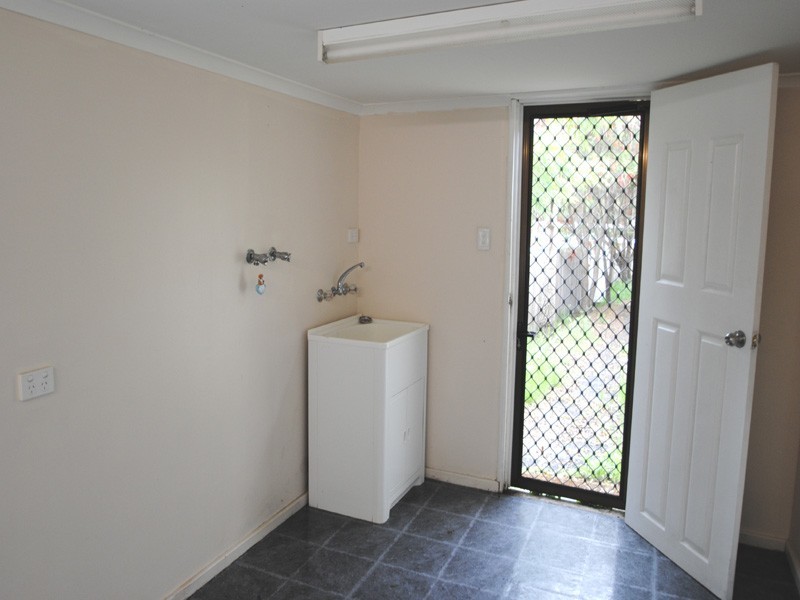 5a Kennedy Street, Gorokan NSW 2263