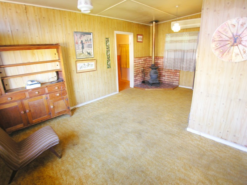 93 Thomas Mitchell Road, Killarney Vale NSW 2261