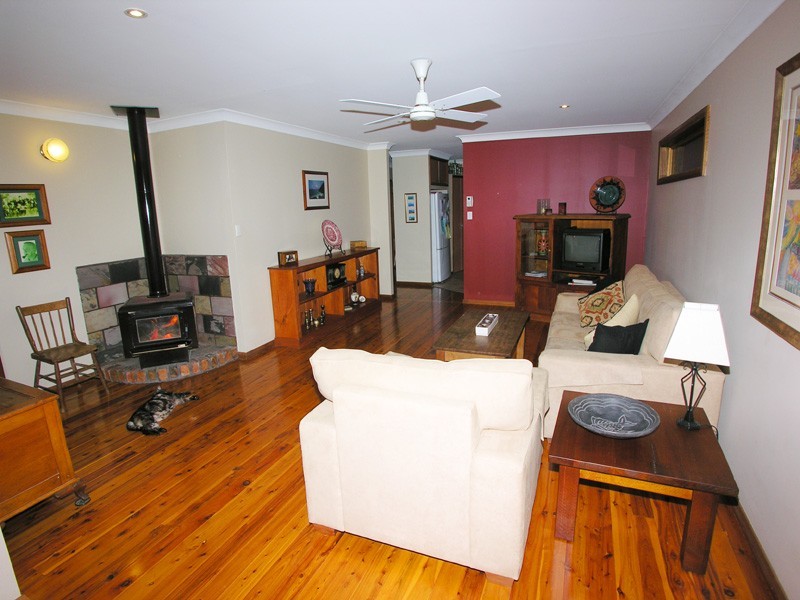 130 Oberon Road, Chittaway Bay NSW 2261