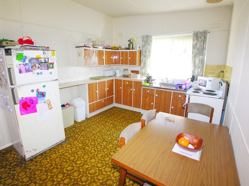 6 Hammond Road, Toukley NSW 2263