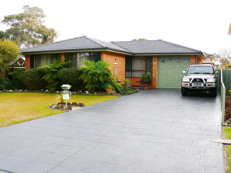 36 Eighth Ave, Toukley NSW 2263