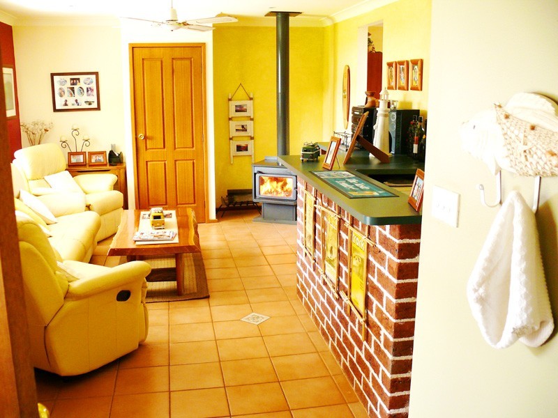 36 Eighth Ave, Toukley NSW 2263