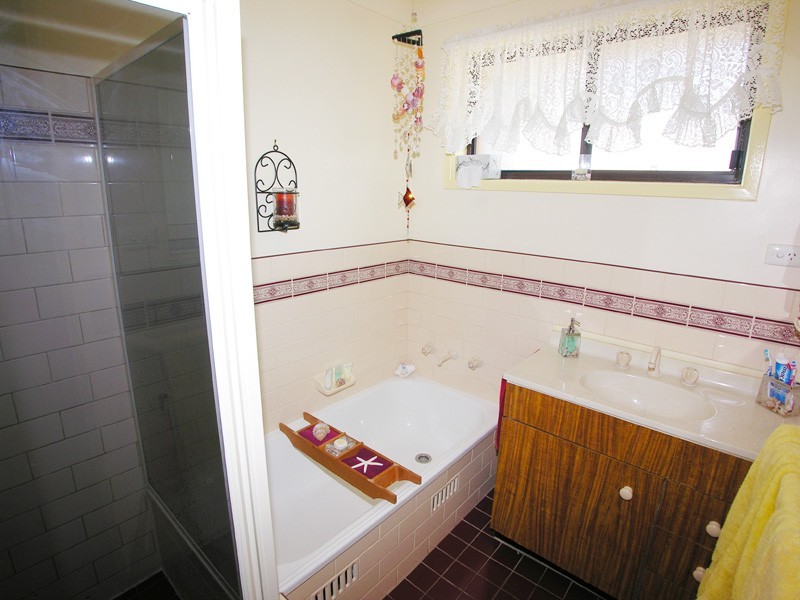 36 Eighth Ave, Toukley NSW 2263