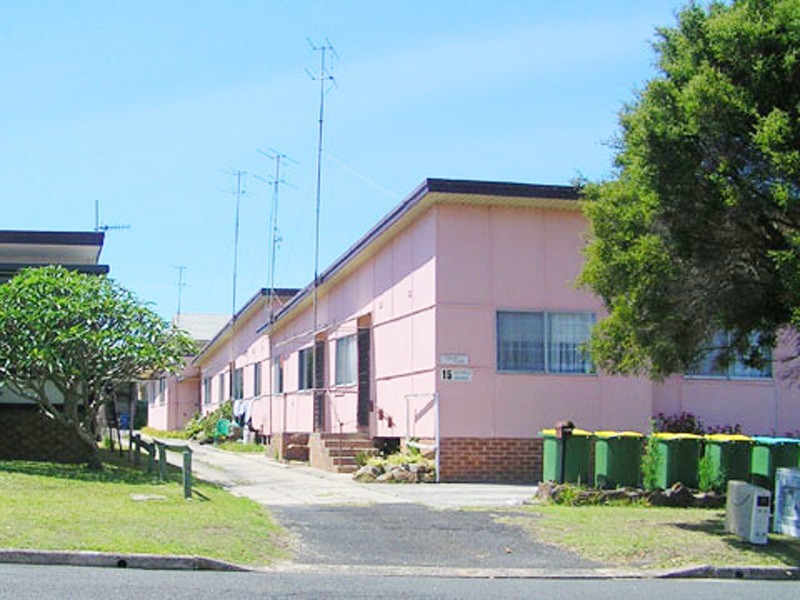 2/15 Victoria Avenue, Toukley NSW 2263