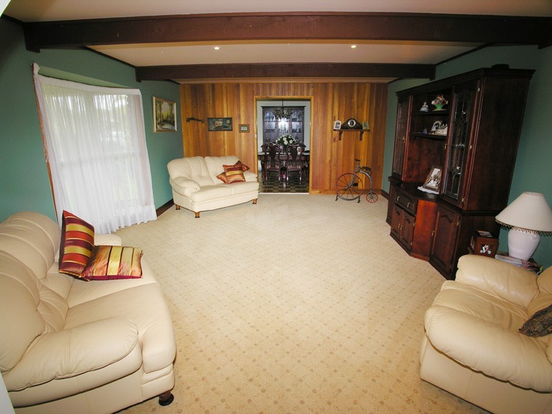 90 Robertson Road, Killarney Vale NSW 2261