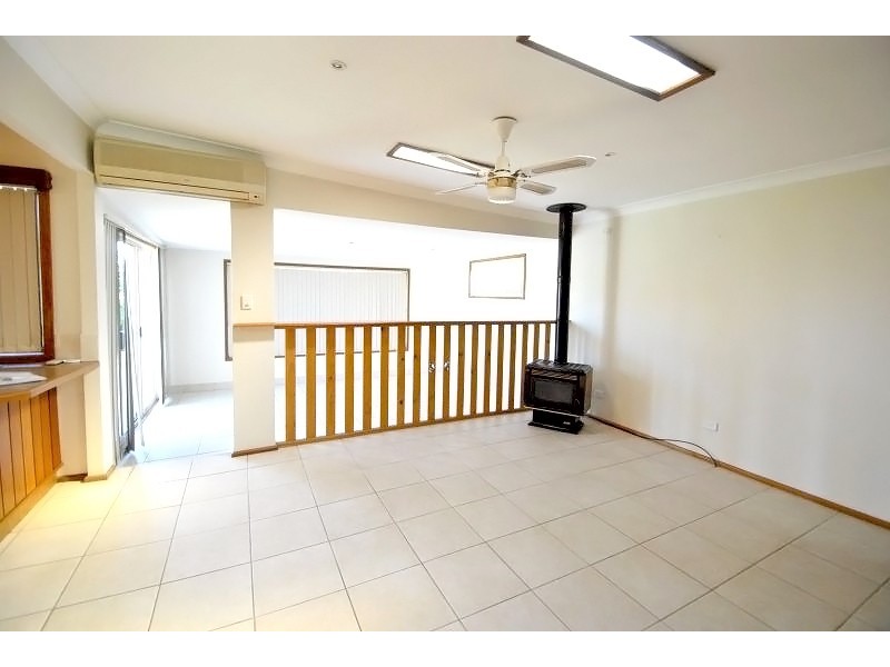 14 Coonanga Ave, Budgewoi NSW 2262