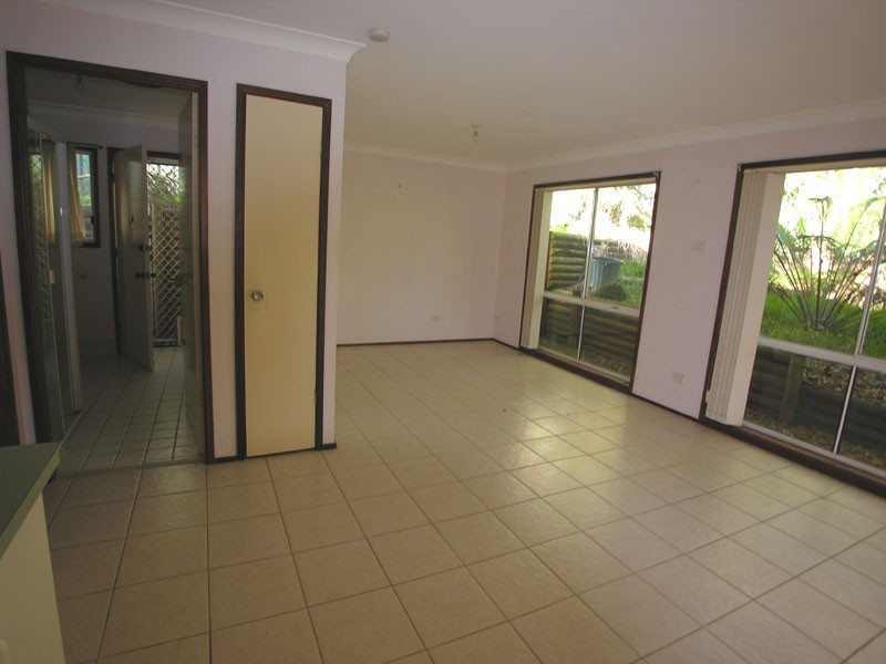 A/25 Haigh Close, Berkeley Vale NSW 2261