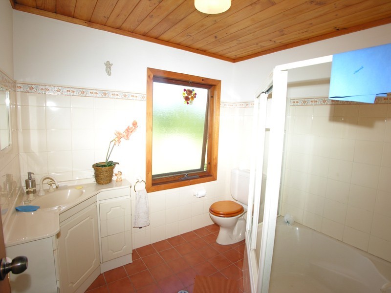 93 Lakeside Parade, The Entrance NSW 2261