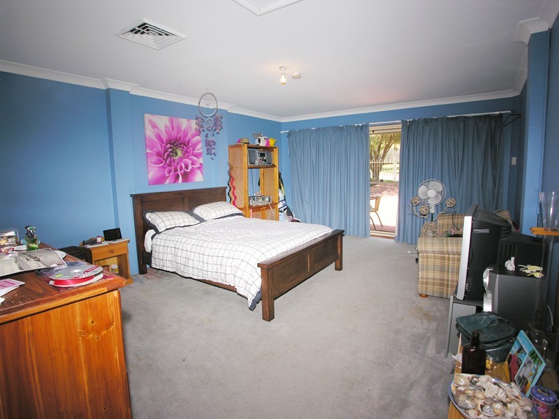 109 Seabrook Avenue, Bateau Bay NSW 2261