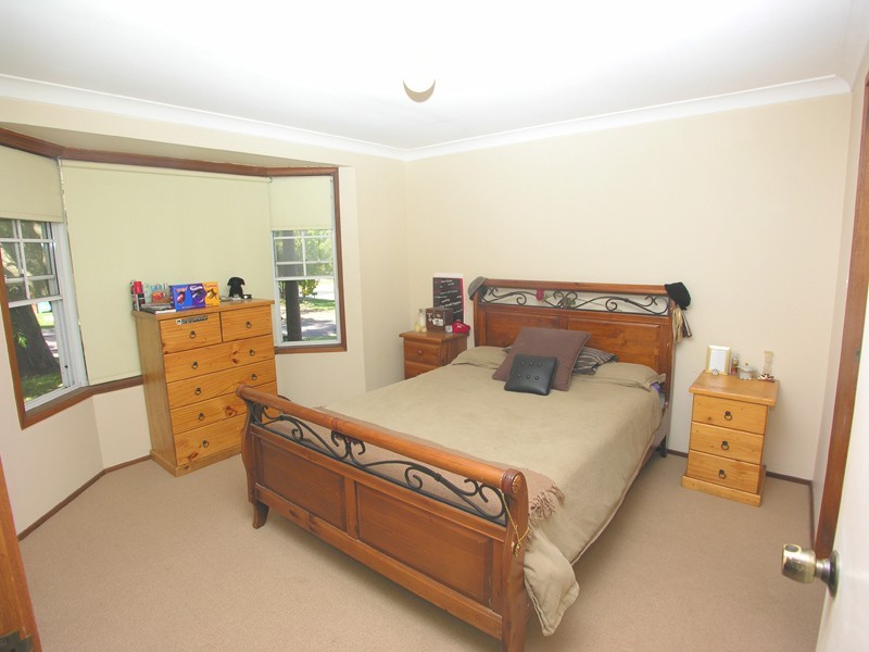 2 Peter Close, Tumbi Umbi NSW 2261