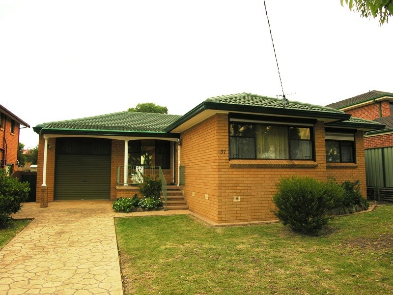 37 Robertson Road, Killarney Vale NSW 2261